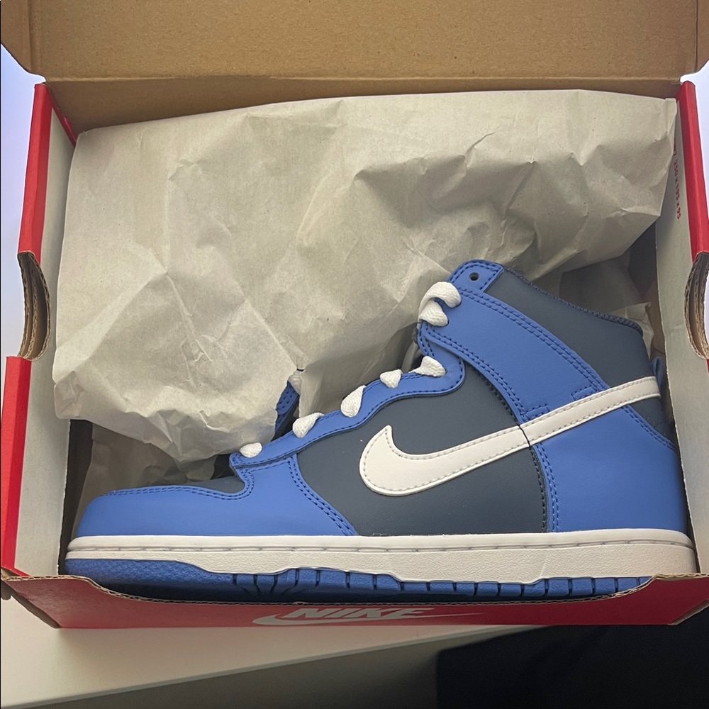 Nike Kids High-Top Blue and Dark Blue Sneakers